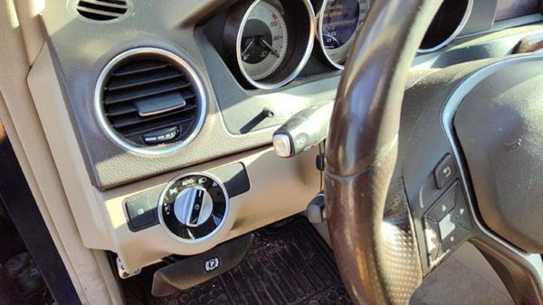 2013 Mercedes C300 Steering Wheel OEM Beige 125 24646052038P18 — photo 3