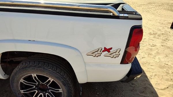 2005 GMC Sierra Pickup Box/bed Assembly — photo 2