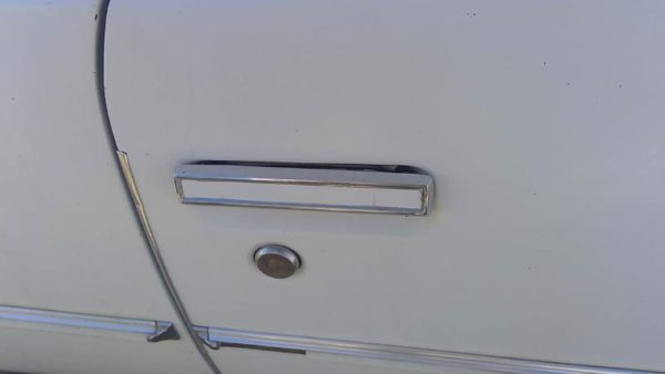 78-88 Buick Regal Passenger Right Front Outside Door Handle Oem White — photo 1