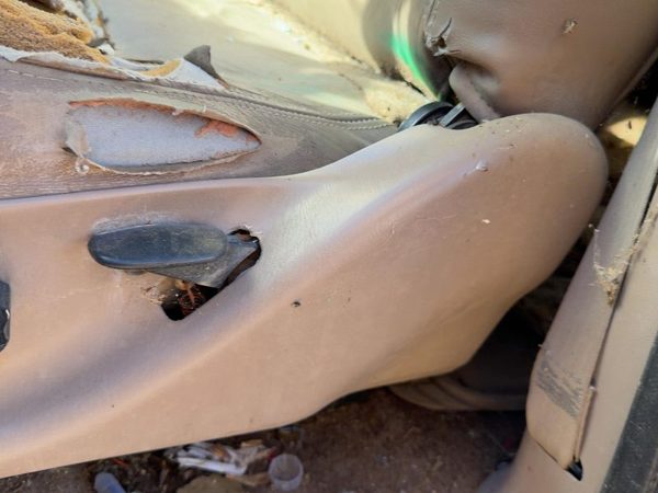 1998 Lincoln Navigator Seat Track LH Tan Kx — photo 5
