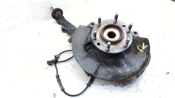 02-09 Trail Blazer Passenger Right Front Spindle Steering Knuckle With Wheel Hub — photo 1