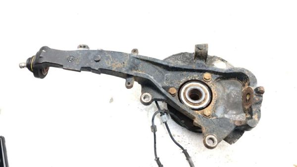 02-09 Trail Blazer Passenger Right Front Spindle Steering Knuckle With Wheel Hub — photo 10