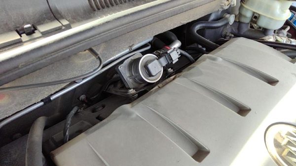 2006-2011 Buick Lucerne Egr Valve Assembly Oem 4.6L 89060435 — photo 1
