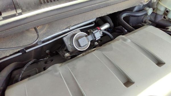 2006-2011 Buick Lucerne Egr Valve Assembly Oem 4.6L 89060435 — photo 3