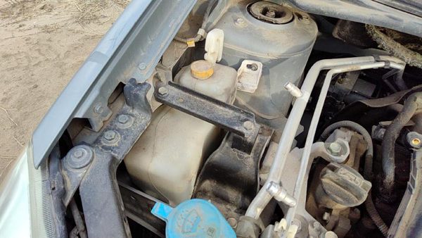 2007-2012 Nissan Sentra Coolant Reservoir Radiator Overflow Tank Bottle Oem — photo 1