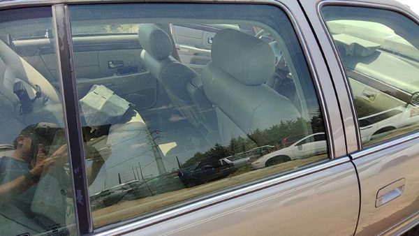 1994-1999 Cadillac Deville Passenger Right Rear Side Window Door Glass Oem Back — photo 1