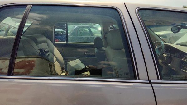 1994-1999 Cadillac Deville Passenger Right Rear Side Window Door Glass Oem Back — photo 3