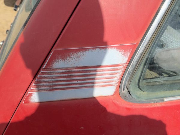 1987-1988 Toyota FX Passenger Right Rear Moulding on Quarter Panel OEM Red — photo 2