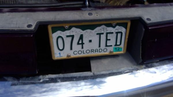 93-96 Cadillac Fleetwood Fuel Tank Door With Hinge Gas Lid Oem Filler — photo 1