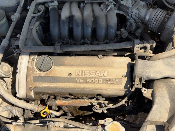 1995-2001 Nissan Maxima Front Cylinder Head Assembly Oem 3.0L 1109038U00 — photo 4