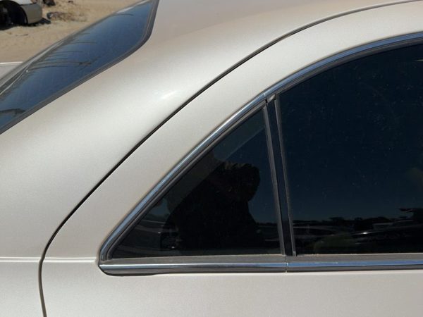 00-02 Lincoln Ls Passenger Right Rear Vent Window Back Door Glass With Frame Oem — photo 2