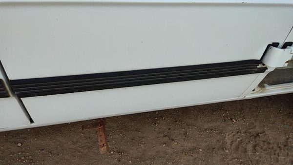 92-96 Gmc Van 3500 Passenger Right Rear Moulding From Door Oem Back Trim Strip — photo 1