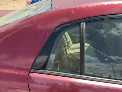 2004-2005 Acura TL Right Rear Vent Window Glass with Frame OEM 3.2L 73405SEPC00