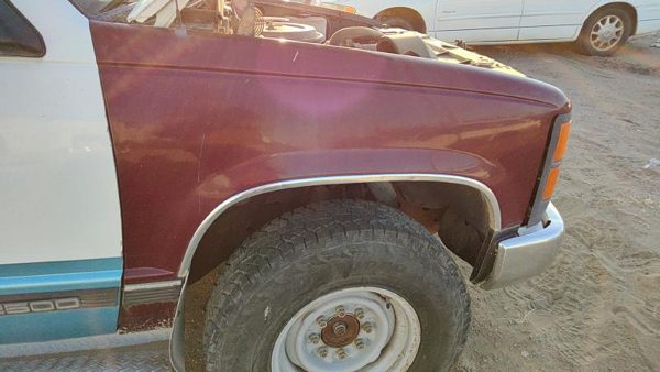 1988-2000 Gmc Sierra 2500 Passenger Right Front Fender Oem 15998378 — photo 4