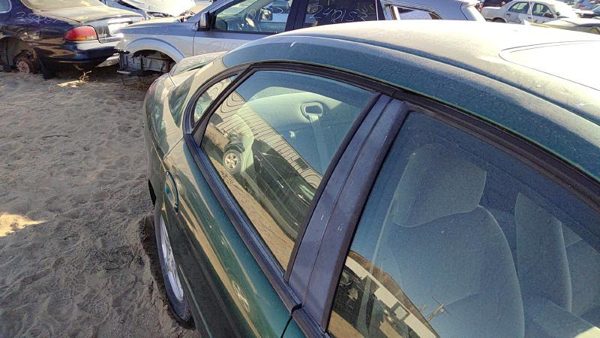 2000 Ford Taurus Rear Door RH Su Tropic Green 2F1Z5424630AA — photo 2