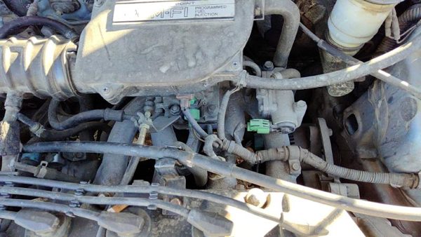 1988-1991 Honda Civic Intake Manifold Oem 1.5L Sedan 2944338 — photo 2