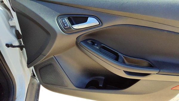 15-18 Ford Focus Passenger Right Front Door Trim Panel With Switches Black Yw — photo 6