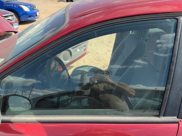 1996-2007 Ford Taurus Driver Left Front Side Window Door Glass Oem F6Dz5421411Ac — photo 2