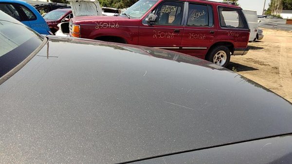 1999 Buick Park Avenue Trunk/decklid/hatch/tailgate Brown 76U — photo 5