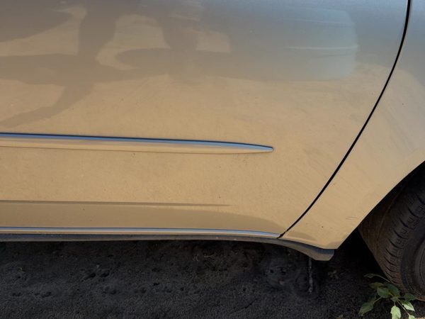 05-10 Pontiac G6 Passenger Right Front Moulding From Door Oem Sedan Silver 67U — photo 3