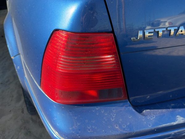 1999-2003 Vw Jetta Driver Left Tail Light Brake Lamp Oem Rear Sedan 1J5945111S — photo 4