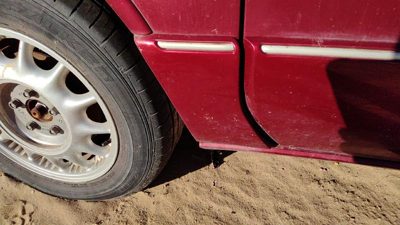 96-99 Olds 88 Driver Left Moulding From Fender Oem Trim Strip Red