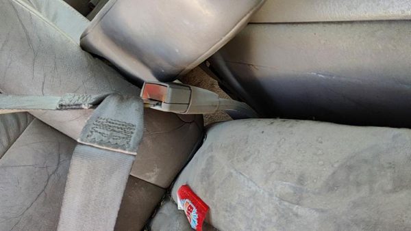 1992-1999 Gmc Yukon Passenger Right Front Seat Belt Buckle Receiver Oem Tan 522 — photo 6