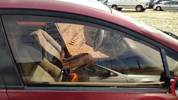 2010-2014 Honda Insight Passenger Right Front Side Window Door Glass Oem — photo 2