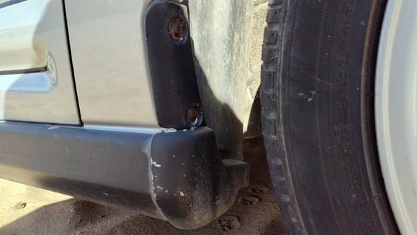 2004 Mitsubishi Eclipse Fender Moulding RH — photo 4