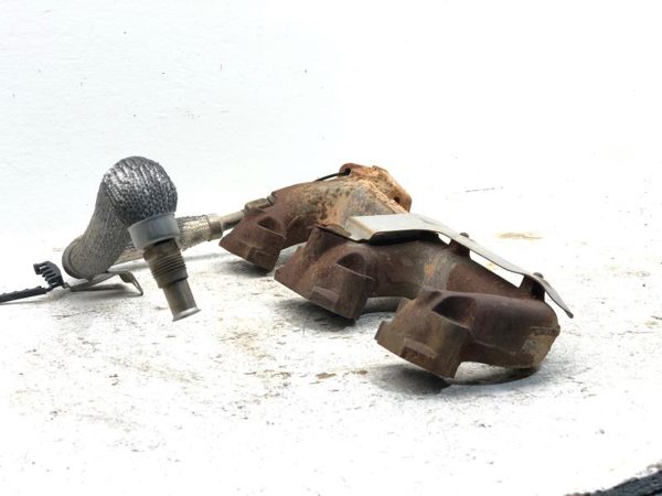 1996-1999 Chevy Silverado 1500 Driver Left Exhaust Manifol With Egr Tube 5.7L — photo 6