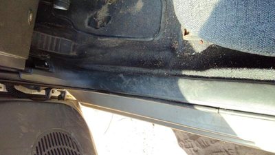 2000-2005 Chevy Cavalier Driver Left Lower Kick Trim Panel Oem Gray 12c