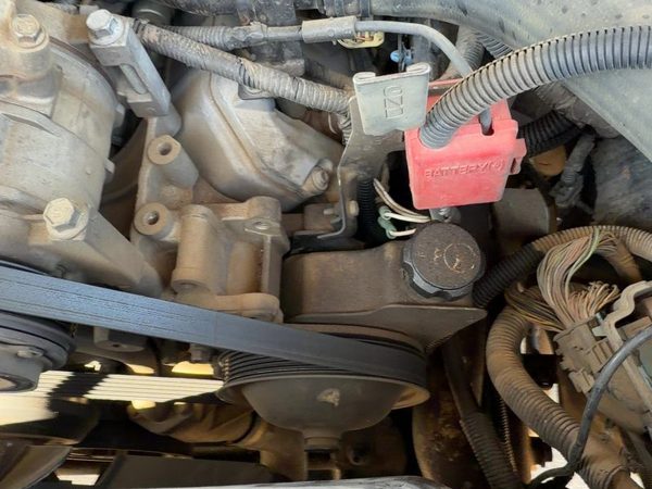 2005 Chevy Silverado 2500 Power Steering Pump With Mount Bracket Oem 6.6L Lly — photo 2