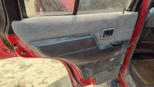 92-95 Nissan Pathfinder Driver Left Rear Door Trim Panel With Switches Back Gray — photo 4