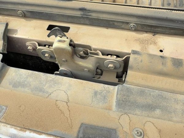 1992-1997 Ford F250 Hood Latch Assembly With Bracket Oem F4Tz16138A — photo 4