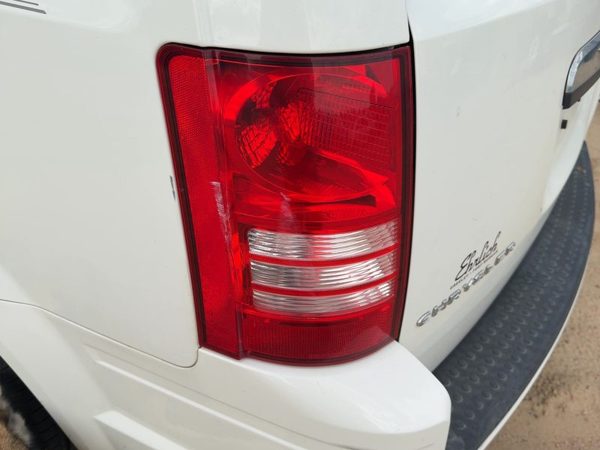 2008-2010 Chrysler Town & Country Driver Left Tail Light Brake Lamp Oem Rear — photo 2