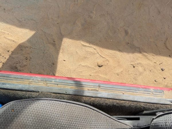 1987-1988 Toyota FX Passenger Right Lower Sill Step Moulding Trim Panel Gray — photo 5