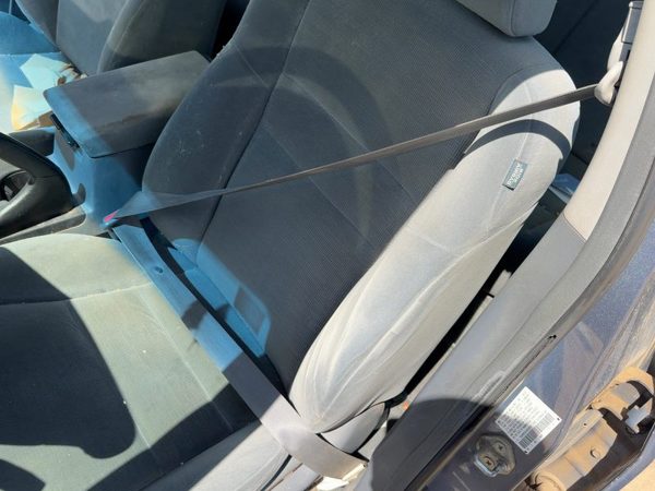 03-07 Honda Accord Driver Left Front Seat Belt Retractor Oem Shoulder Sedan Gray — photo 1