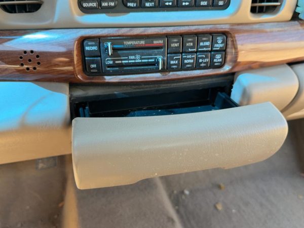 2001-2005 Buick Lesabre Slide Out Dash Mounted Tray Assembly Oem Taupe 56B — photo 2