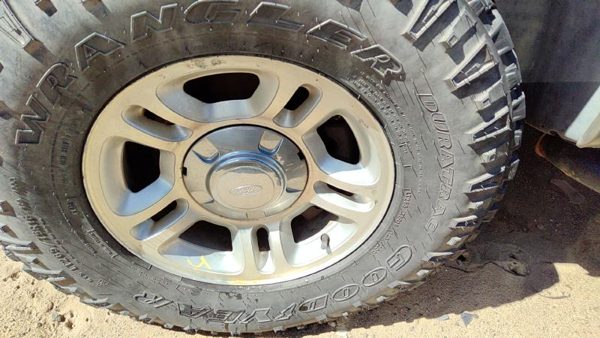 2001 4 Ford Expedition 16 Aluminum Wheel OEM Factory 5 Twin Spoke Rim #4 — photo 3