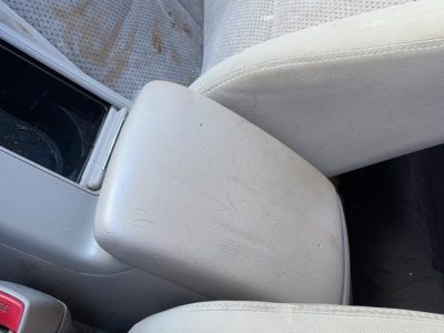 06 Legacy Outback Center Console Lid Only Oem Arm Rest Fold Down 2.5L Taupe Tau