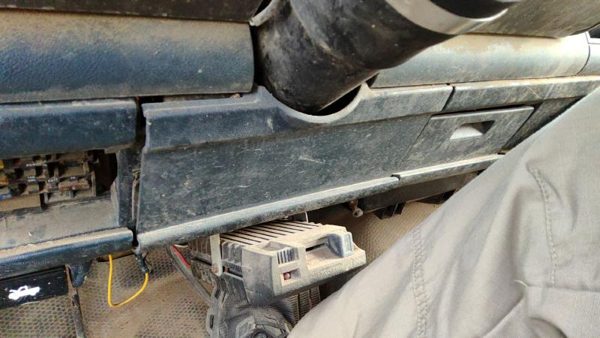 88-91 Chevy Silverado 1500 Lower Dash Under Column Knee Bolster Trim Panel Blue — photo 1