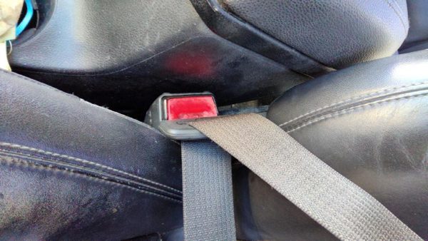 2011-2013 Chevy Cruze Driver Left Front Seat Belt Buckle Receiver Oem Black Afo — photo 3
