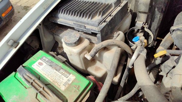 1999 Blazer S10/jimmy S15 Coolant Recovery Bottle S10 — photo 6