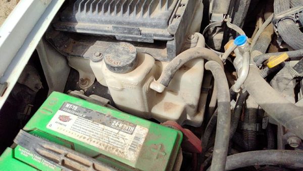 1999 Blazer S10/jimmy S15 Coolant Recovery Bottle S10 — photo 3