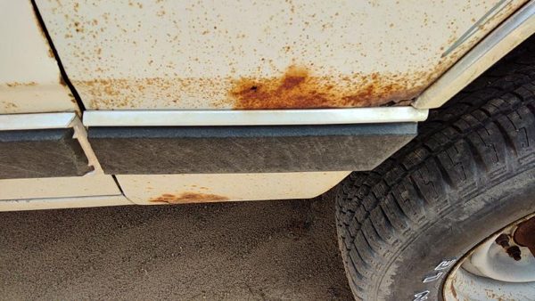 84-90 Dodge Ram W250 Passenger Right Moulding From Fender Oem Trim Strip — photo 2