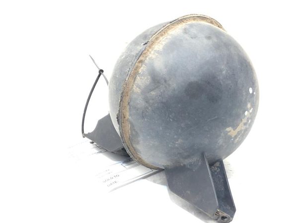 1986 Chevy Corvette C4 5.7L Vacuum Pod Tank Oem 14056624 — photo 8