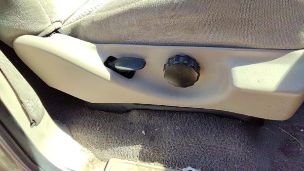 1997-2002 Ford Expedition Passenger Right Side Seat Trim Panel Oem Tan Fh — photo 3