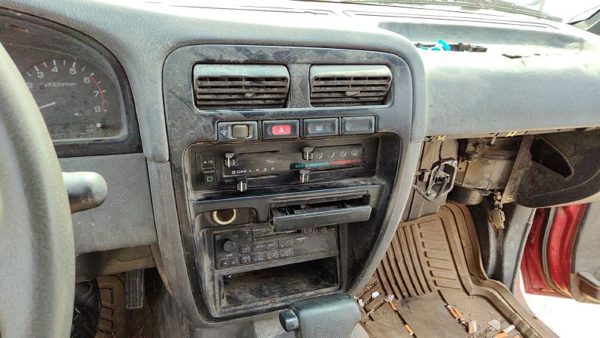 1994-1995 Nissan Pathfinder Trim Bezel Around Radio Surround Dash Panel Oem — photo 3