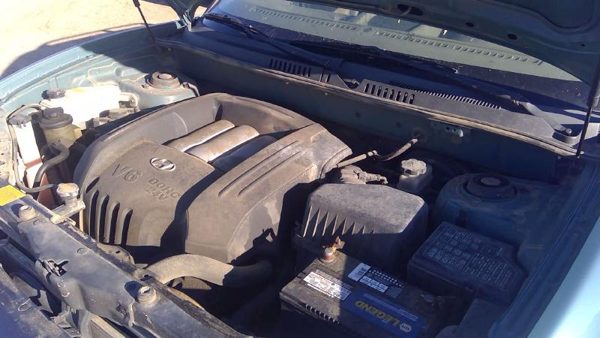 2002 Hyundai Santa Fe — vehicle photo 2