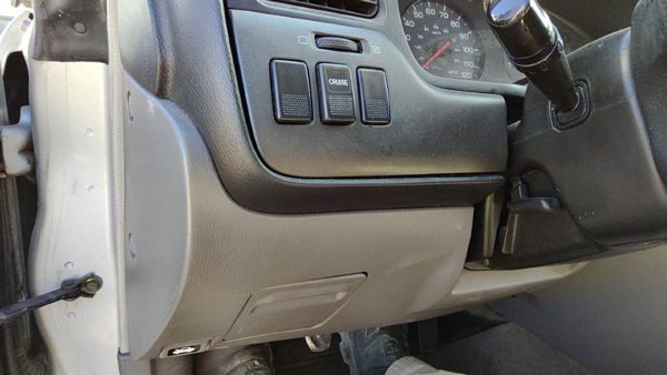 2000-2004 Subaru Legacy Lower Dash Under Column Knee Bolster Trim Panel Oem Gray — photo 2